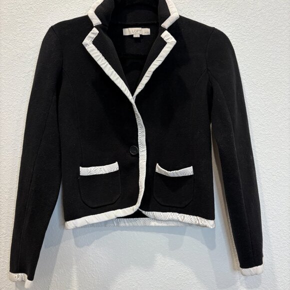 Ann Taylor Loft Blazer Button Up - Picture 2 of 7